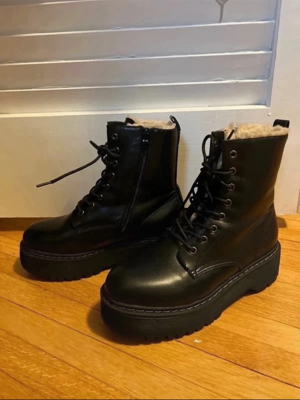 Steve Madden Bettyy-f combat boots